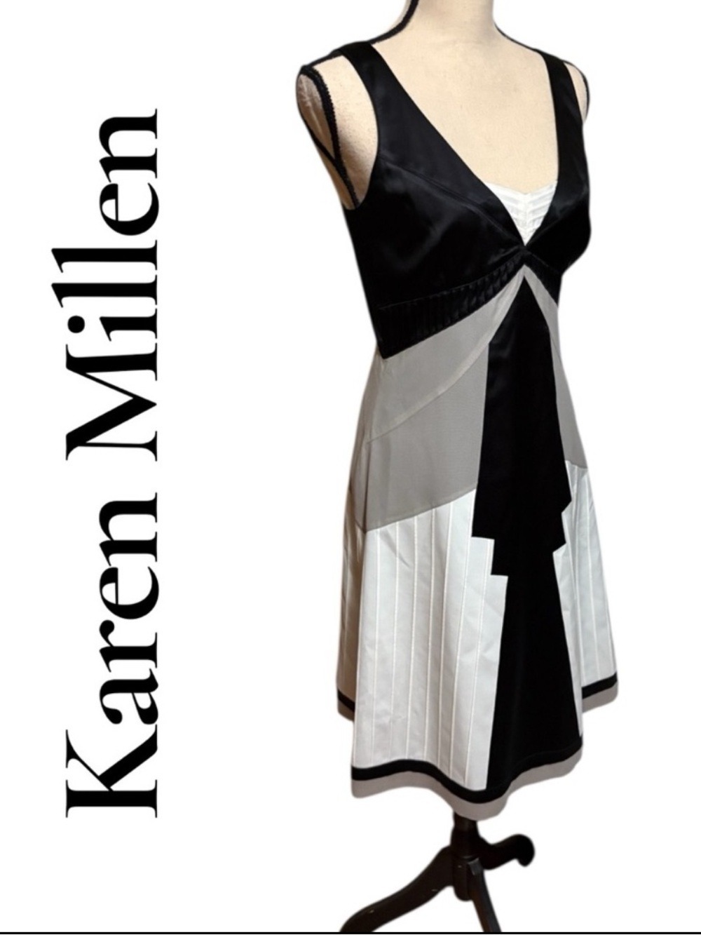 Karen Millen-100% silk dress. “Silk Panels w/Pintucks" Size 8 Art deco style EUC